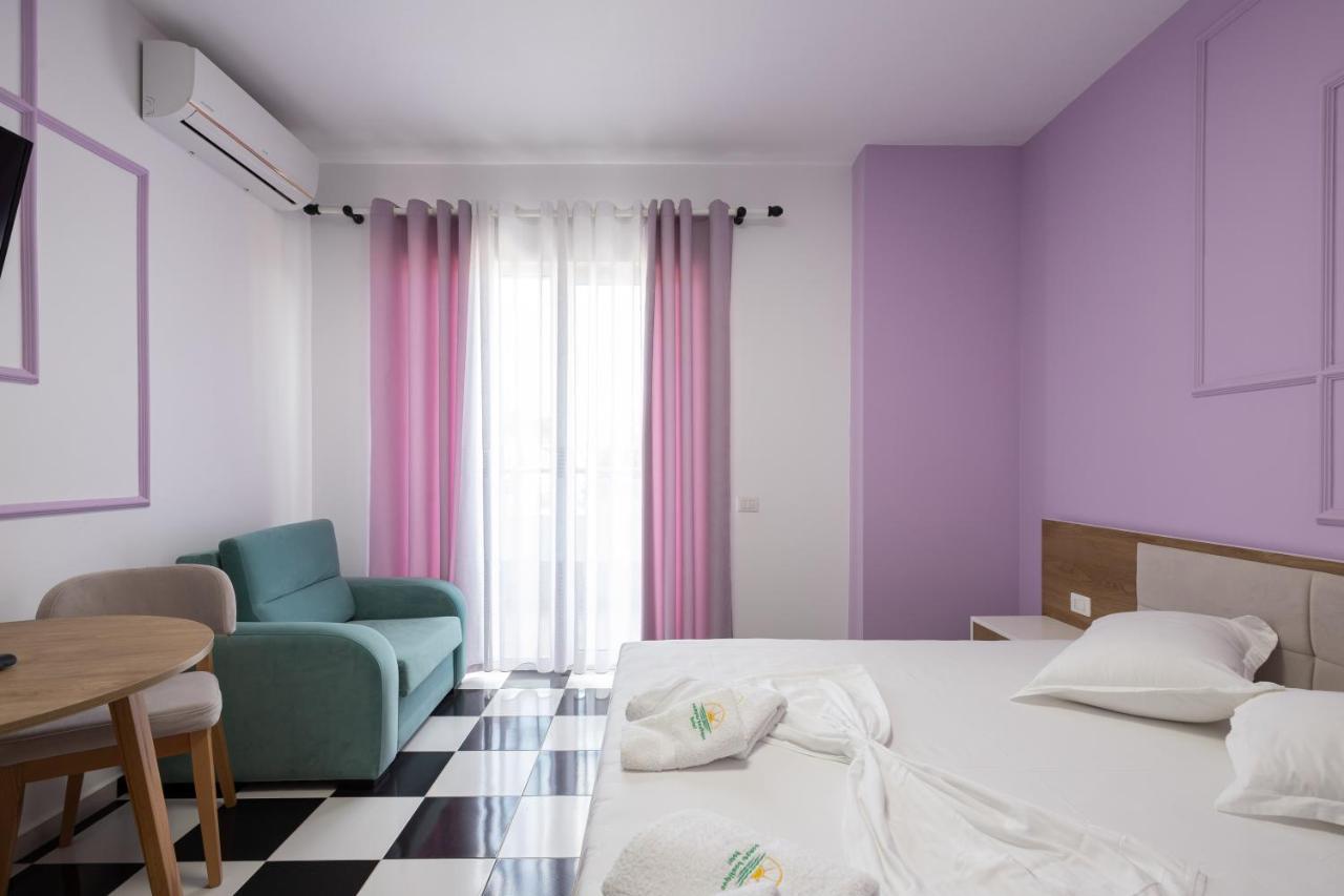 Compas Boutique Hotel Golem  Buitenkant foto