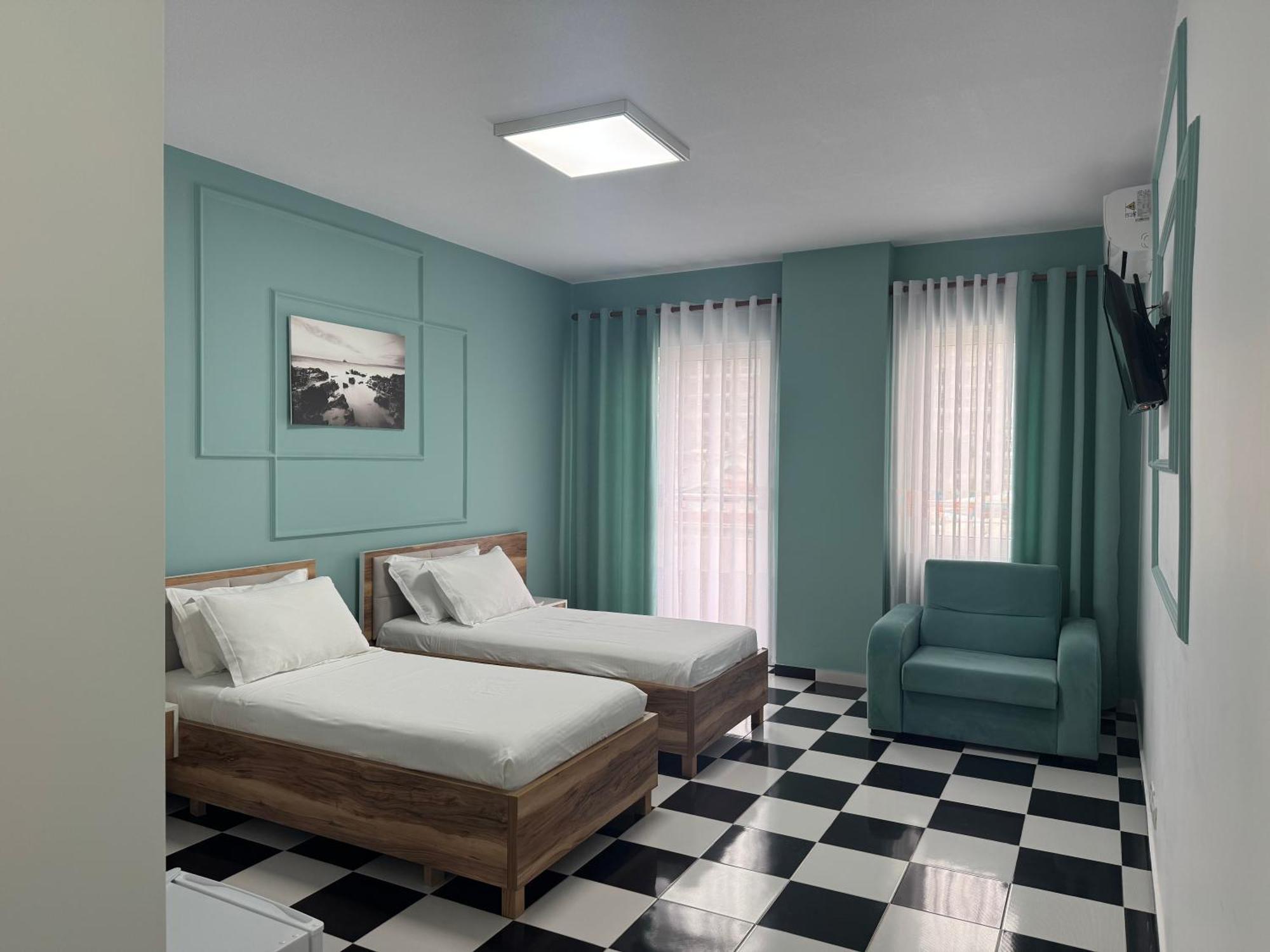 Compas Boutique Hotel Golem  Buitenkant foto